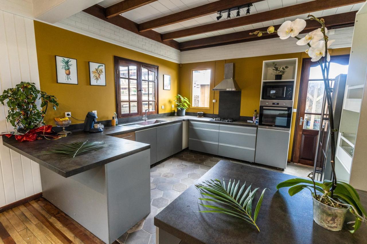 Magnifique Villa Creole Villa Ti Bout Bois Avec Cheminee Au Tevelave Les Avirons Bagian luar foto