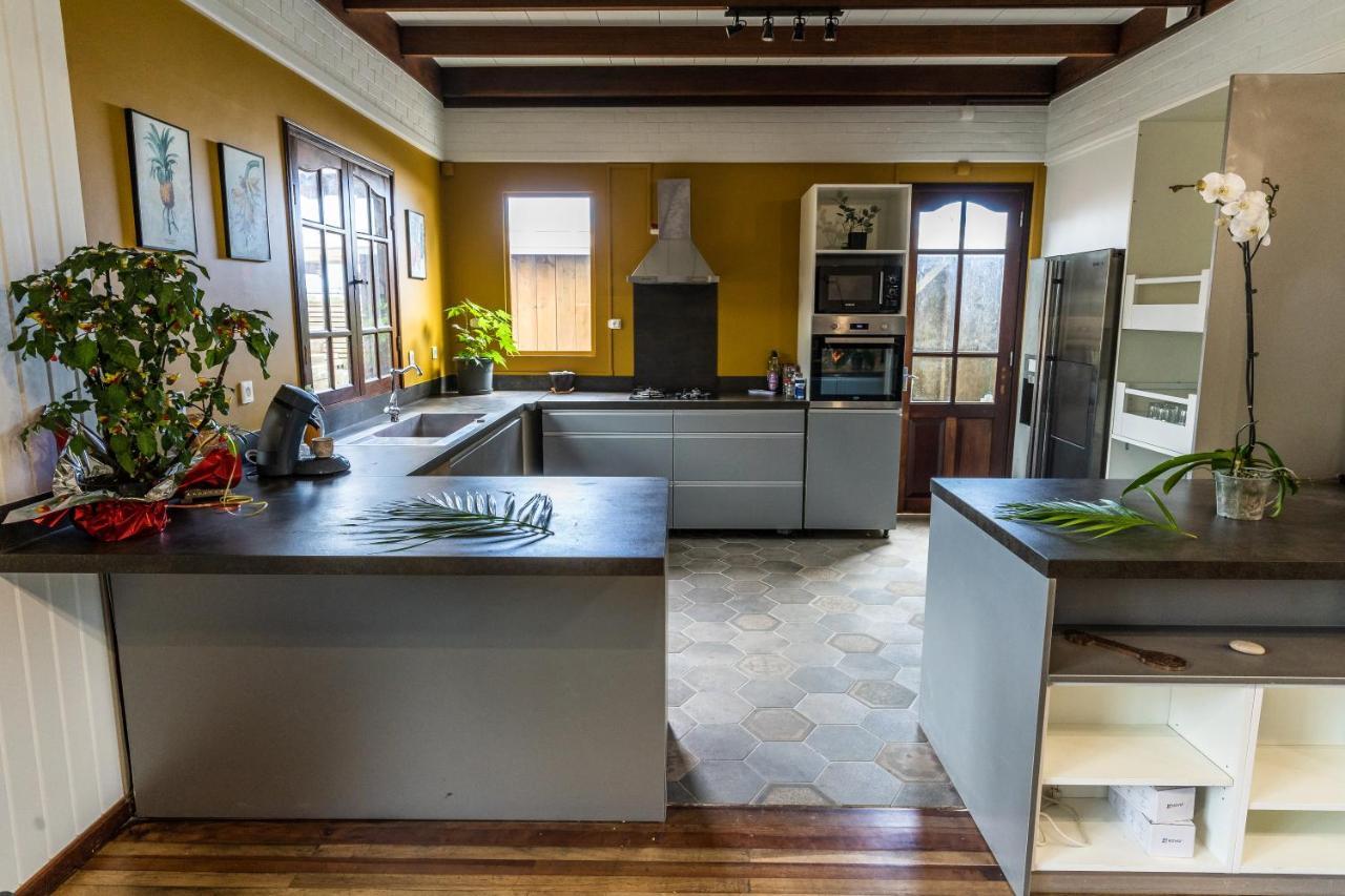 Magnifique Villa Creole Villa Ti Bout Bois Avec Cheminee Au Tevelave Les Avirons Bagian luar foto