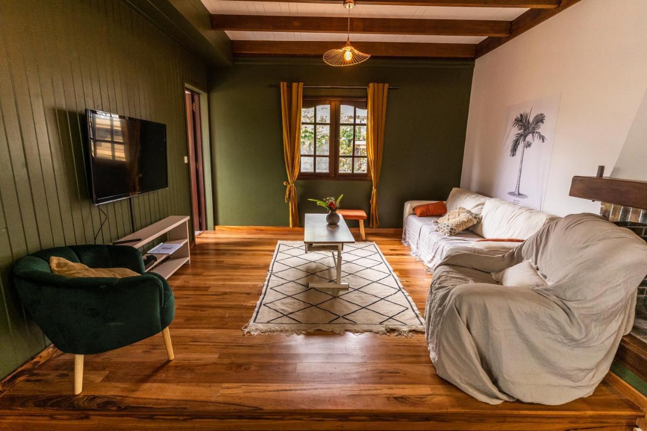 Magnifique Villa Creole Villa Ti Bout Bois Avec Cheminee Au Tevelave Les Avirons Bagian luar foto
